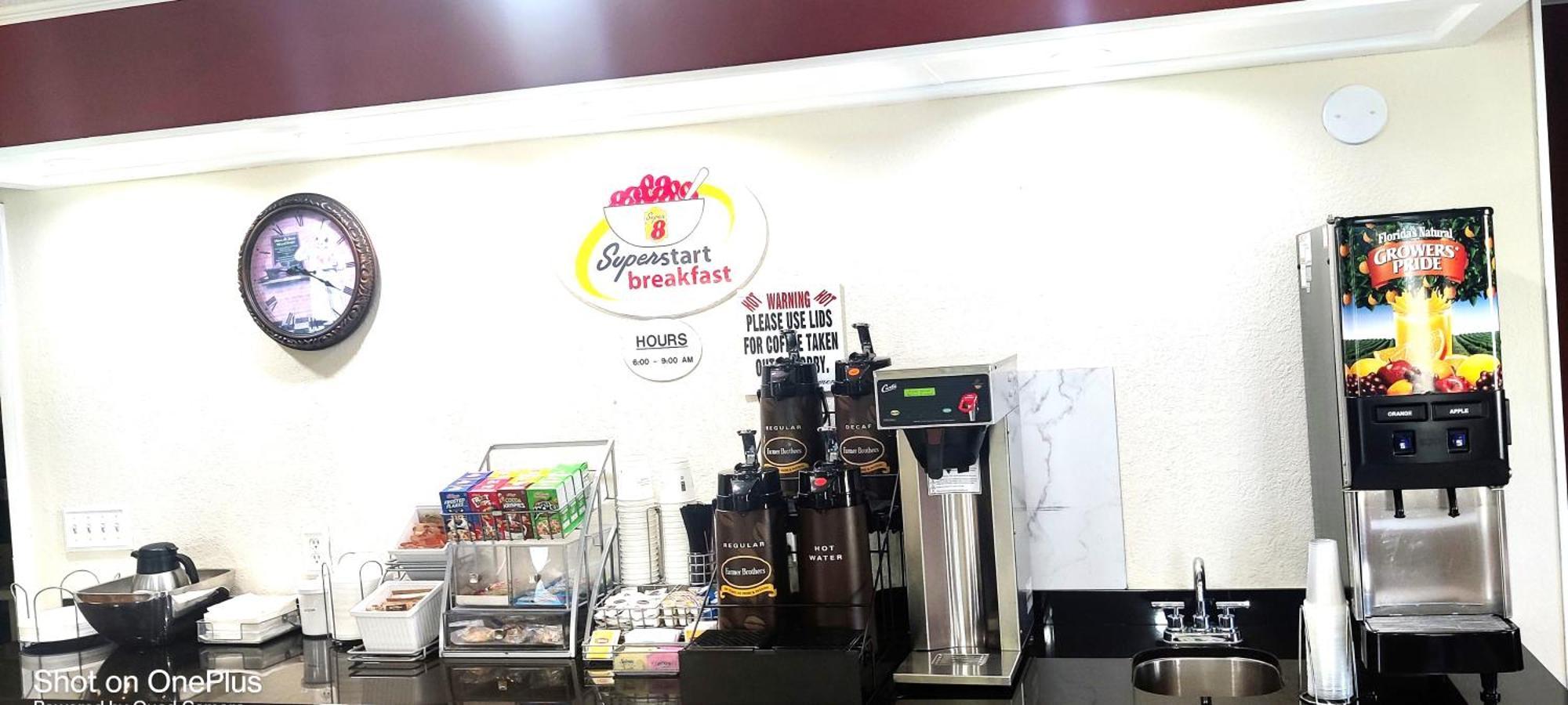 Super 8 By Wyndham Dothan Dış mekan fotoğraf